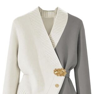 Grey /White Sweater Sz M